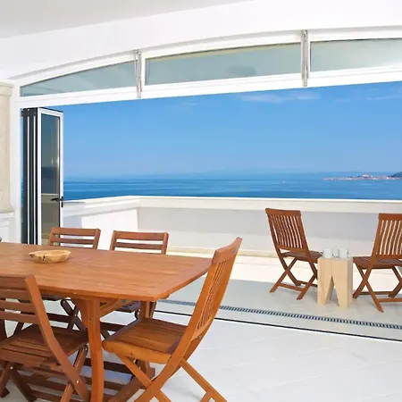 Villa Luxurious With Private Pool