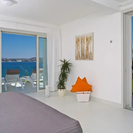 Luxurious With Private Pool וילה צרבני ורך